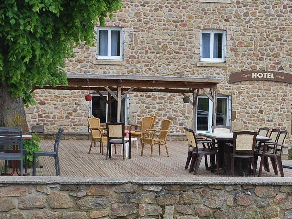 Hotel Des Voyageurs Bellevue-la-Montagne Экстерьер фото
